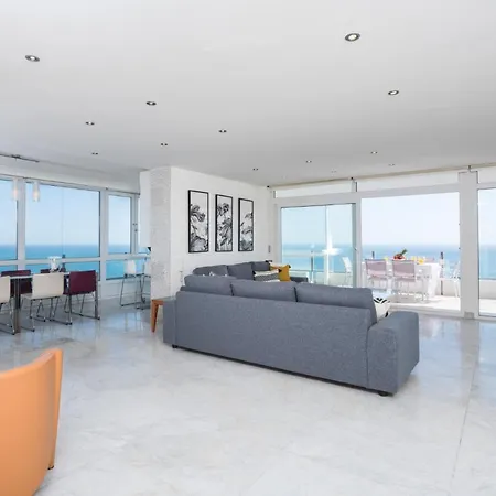 Torre Real ,panoramic Views Sea Mountain And Golf Apartamento Marbella